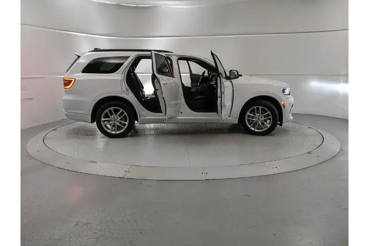 $34999 : Dodge Durango 2023 AWD GT 4d image 8
