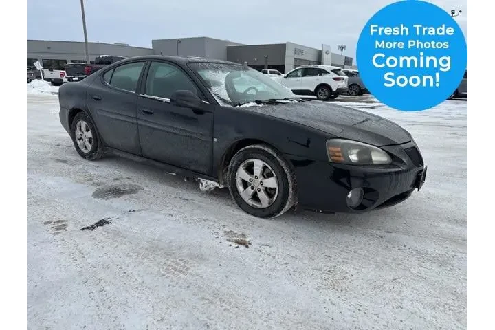 $3500 : Pontiac Grand Prix 2008 4dr image 1
