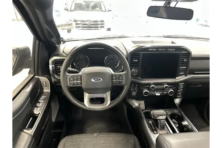 $40000 : Ford F-150 2023 4x4 XLT 4dr image 2