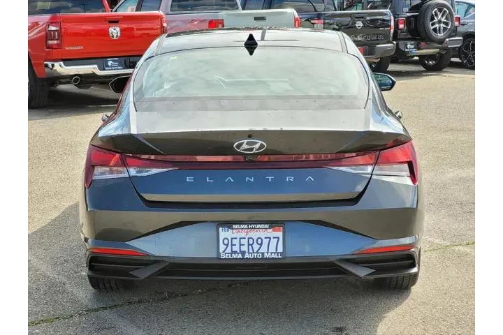$19600 : Hyundai ELANTRA 2023 SEL 4dr image 6