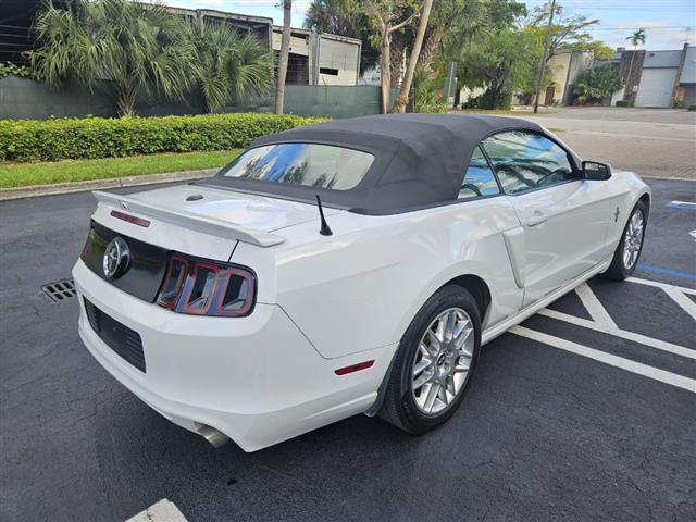$2000 : Mustang 2014! image 7