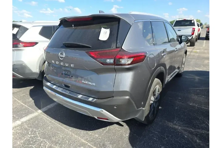 $24390 : Nissan Rogue 2023 Platinum 4 image 4