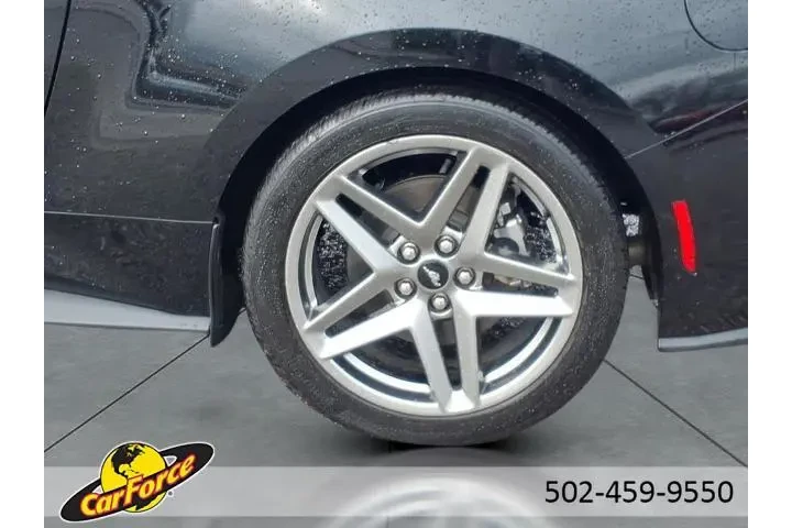 $27960 : Ford Mustang 2024 EcoBoost 2 image 4