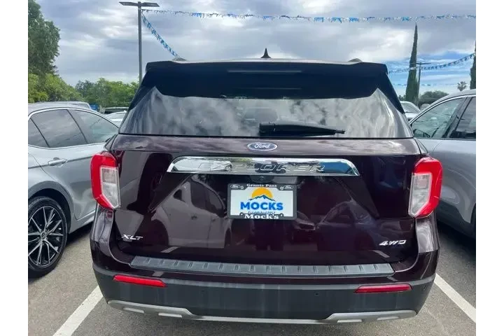 $35988 : Ford Explorer 2023 AWD XLT 4 image 9