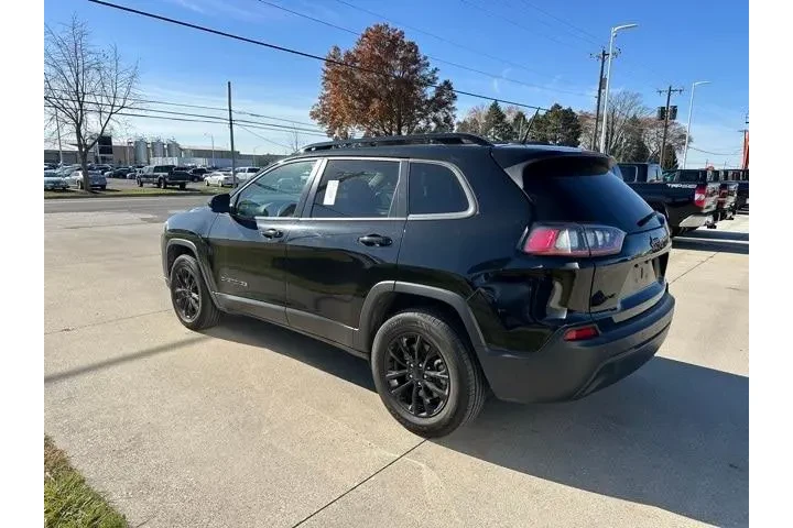 $22621 : Jeep Cherokee 2023 4x4 Altit image 5