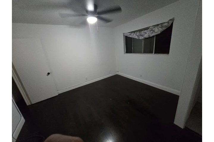 $900 : Recámara en Norwalk image 5