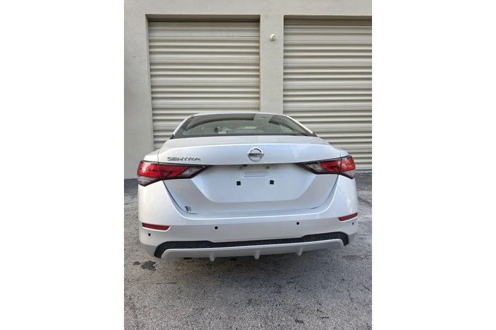 $12900 : Nissan Sentra S image 6