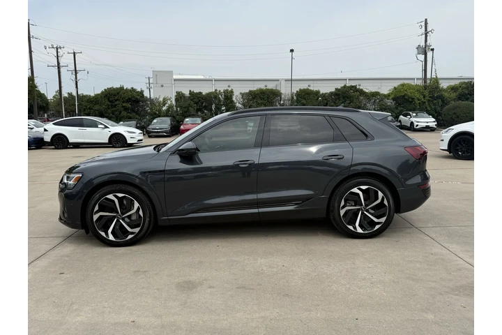 $37900 : 2024 Q8 e-tron Premium Plus image 10