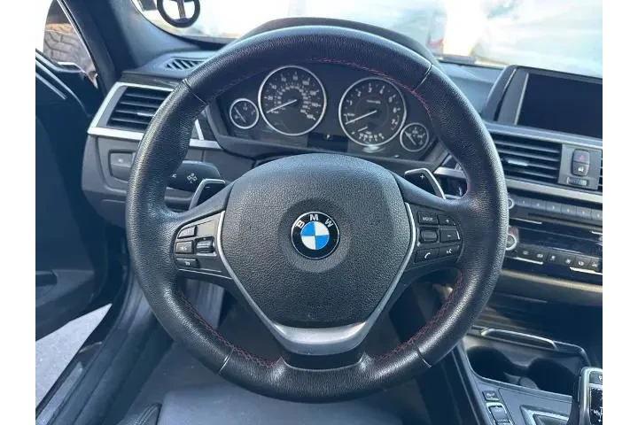 $16251 : BMW 3 Series 2017 330i 4dr S image 9