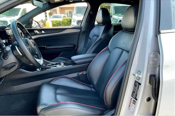 $29297 : Kia K5 2024 GT 4dr Sedan image 7