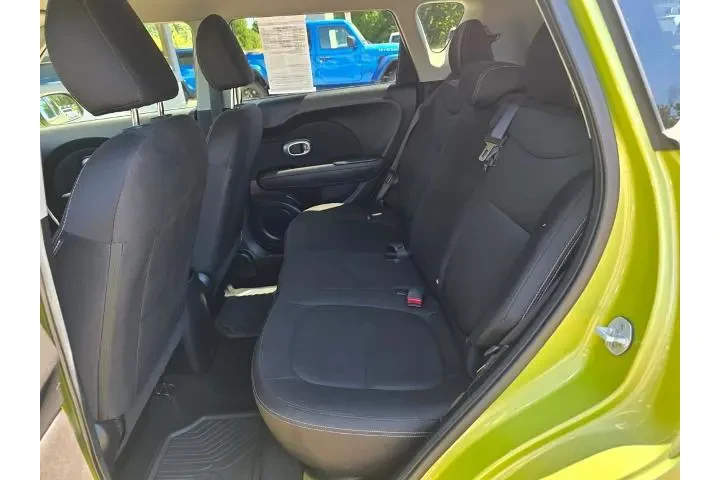 $5999 : Kia Soul 2016 4dr Crossover image 9