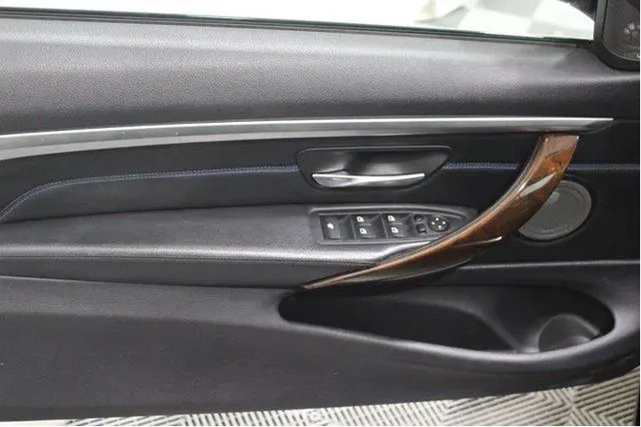 $18923 : BMW 4 Series 2015 435i 2dr C image 3