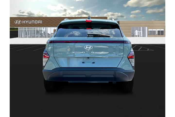$24858 : Hyundai KONA 2024 SEL 4dr Cr image 6
