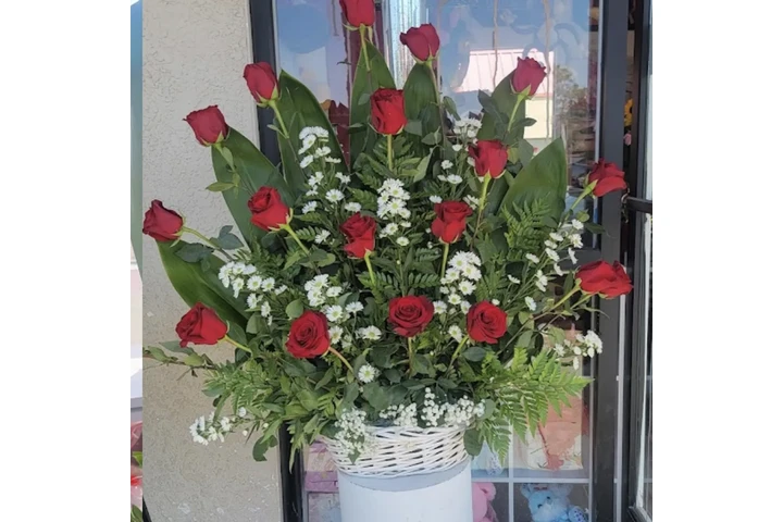 In Love Flower Shop image 6