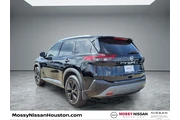 $17995 : Nissan Rogue 2021 AWD SV 4dr thumbnail