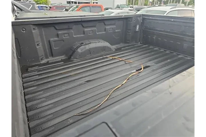Chevrolet Silverado 2500HD 2 image 6