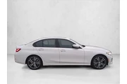 $33354 : BMW 3 Series 2023 330i 4dr S thumbnail