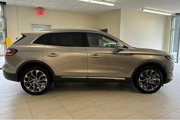 $32031 : Lincoln Nautilus 2021 AWD Re image 3
