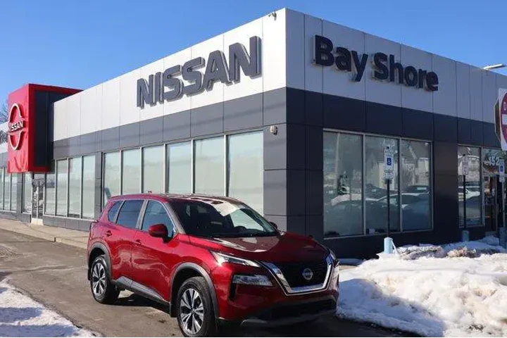 $21776 : Nissan Rogue 2023 AWD SV 4dr image 1
