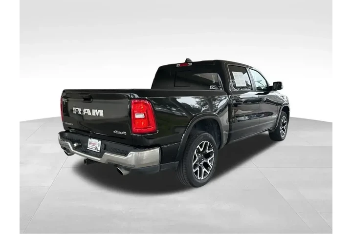 $34461 : Ram 1500 2025 4x4 Laramie 4d image 3