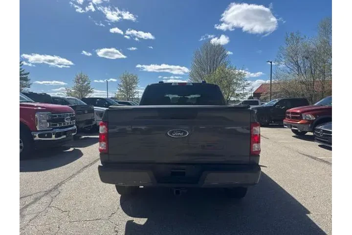 $32732 : Ford F-150 2021 4x4 XLT 4dr image 5