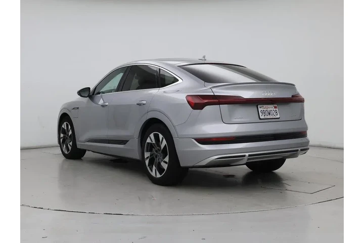$34998 : Audi e-tron Sportback 2022 A image 2