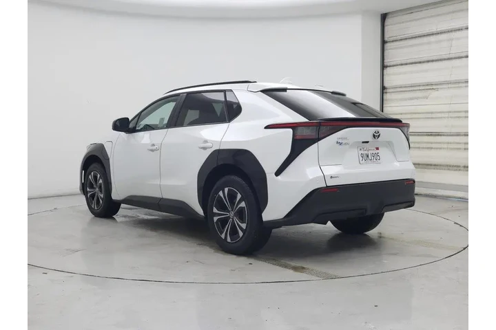 $28998 : Toyota bZ4X 2025 Limited 4dr image 2