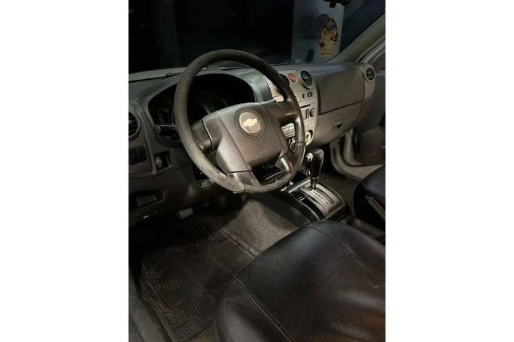 $14000 : Venta Chevrolet luv 2011 image 3