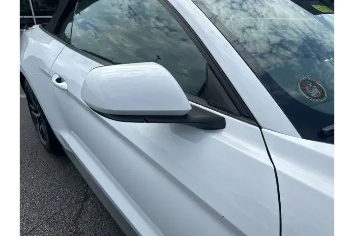 $22889 : Ford Mustang 2022 EcoBoost P image 7