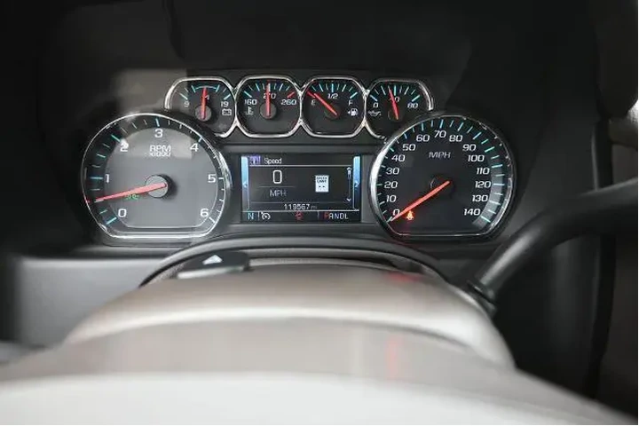 $19991 : Chevrolet Suburban 2018 4x2 image 3