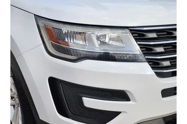 $15850 : Ford Explorer 2017 Base 4dr image 9