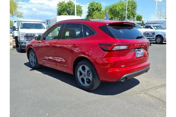 $26852 : Ford Escape 2024 ST-Line 4dr image 6