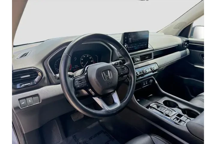 $36388 : Honda Pilot 2023 Touring 4dr image 10