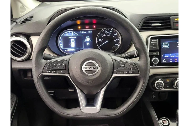 $16998 : Nissan Versa 2020 SV 4dr Sed image 10