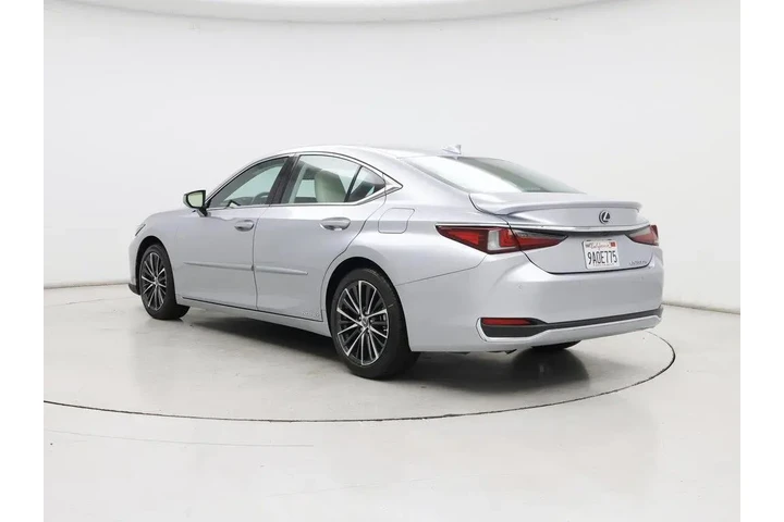 $38998 : Lexus ES 300h 2022 4dr Sedan image 2