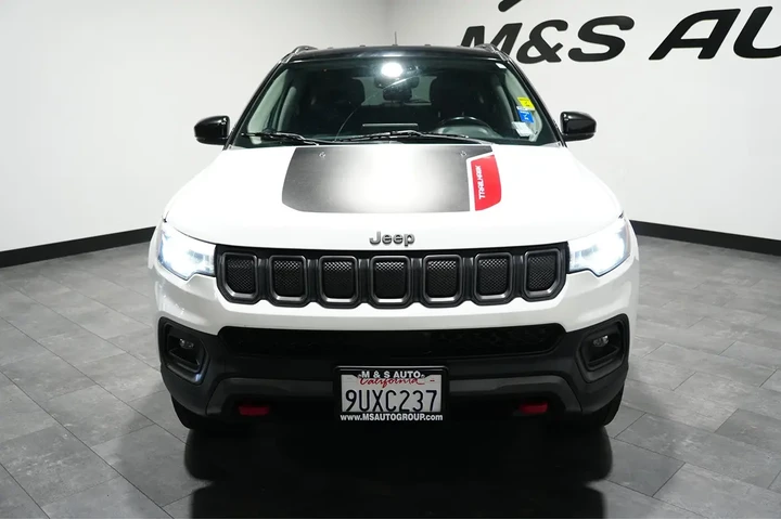 $19117 : 2022 Compass Trailhawk image 9