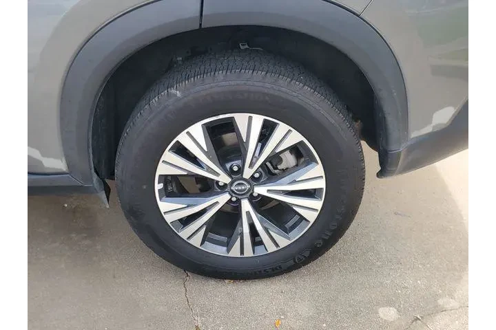 $21988 : Nissan Rogue 2023 AWD SV 4dr image 9