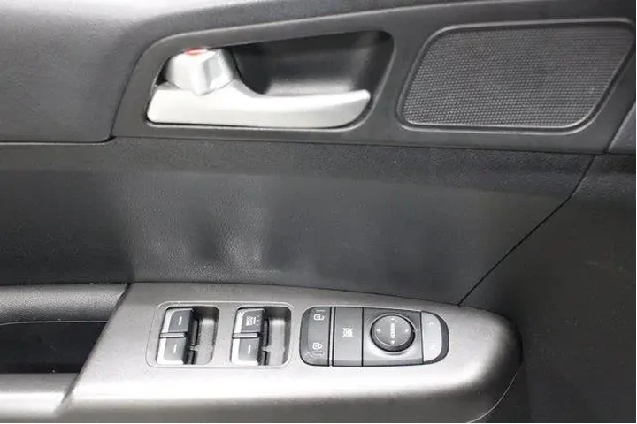 $16925 : Kia Sportage 2022 LX 4dr SUV image 7