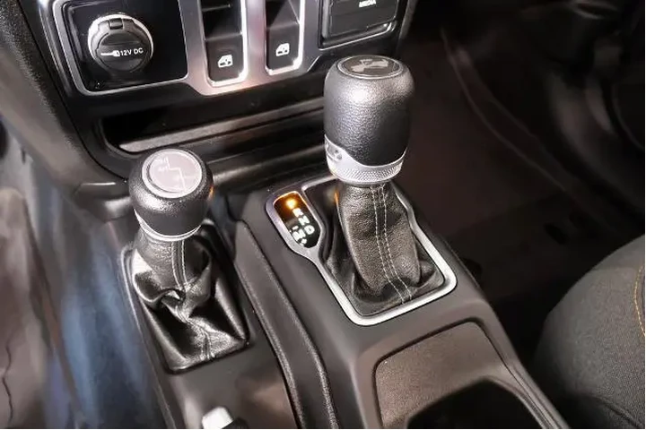 $32154 : Jeep Wrangler 2024 4x4 Sport image 8