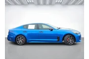 $29997 : Kia Stinger 2023 GT-Line 4dr thumbnail