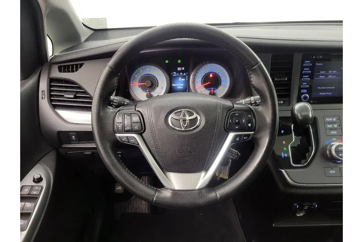 $33998 : Toyota Sienna 2020 SE 8-Pass image 10