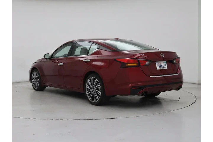 $23998 : Nissan Altima 2023 2.5 SL 4d image 2