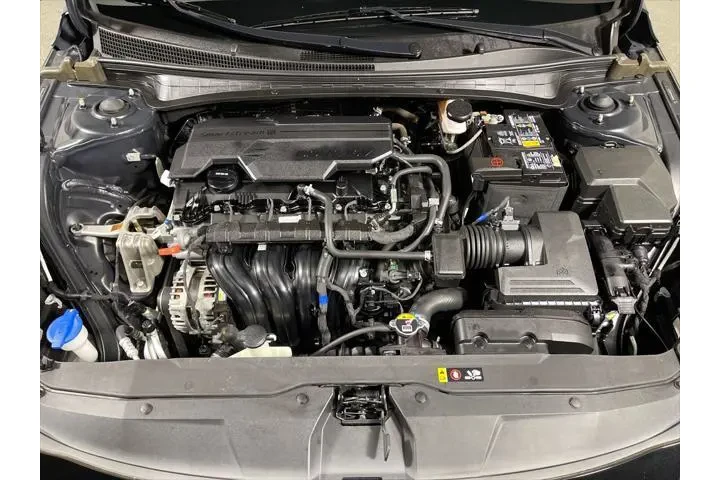 $18795 : Hyundai ELANTRA 2022 SEL 4dr image 9