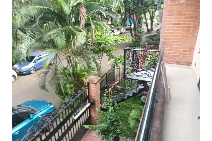 $1000000 : Alquilo aparta estudio ubicado image 3
