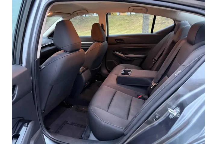 $15997 : 2023 Altima 2.5 SV image 10