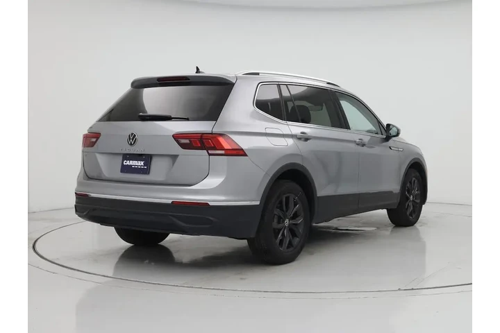 $21998 : Volkswagen Tiguan 2024 SE 4d image 8