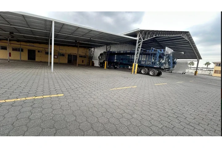 $18000 : ALQUILO TERRENO OFIC VIA DAULE image 3