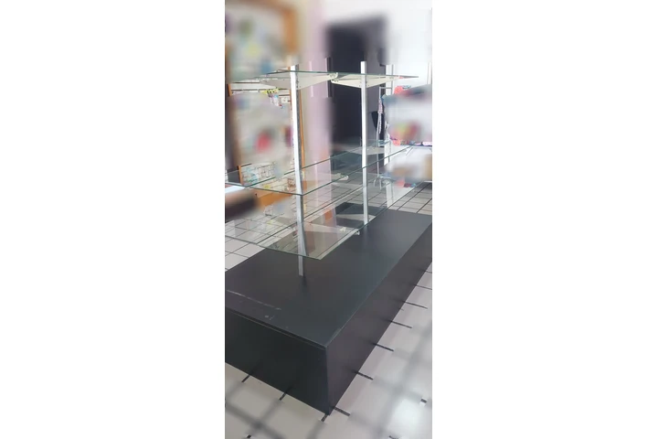 $1000 : MUEBLE PARA NEGOCIO image 1