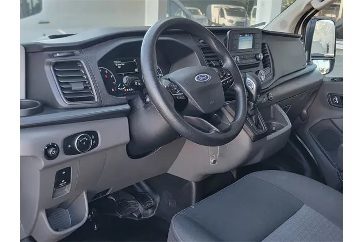 $31765 : Ford Transit 2023 250 3dr SW image 7