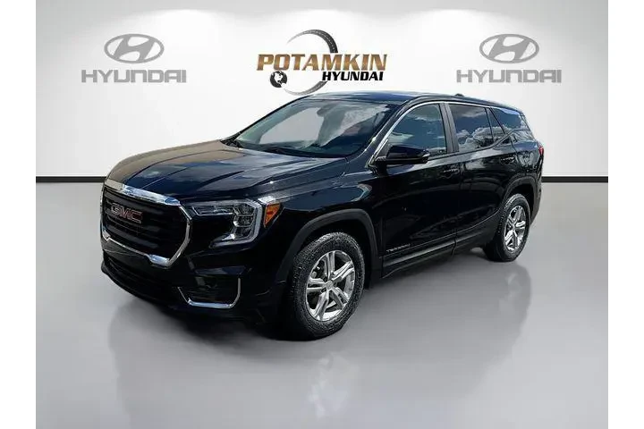 $19233 : GMC Terrain 2023 SLE 4dr SUV image 1